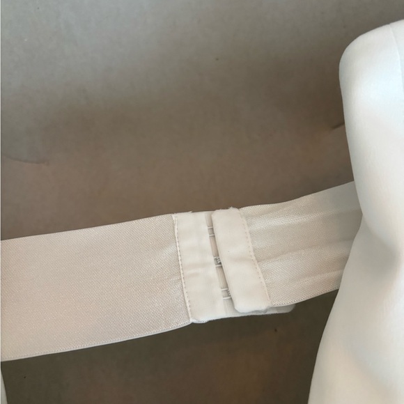 House of CB Noele Bow Strapless Dress - Picture 10 of 12